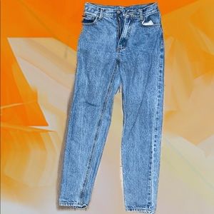 Brandy Melville High Waisted Mom Jeans